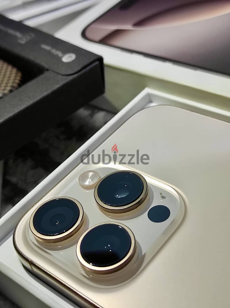 Apple - iPhone 16 Pro Max 2