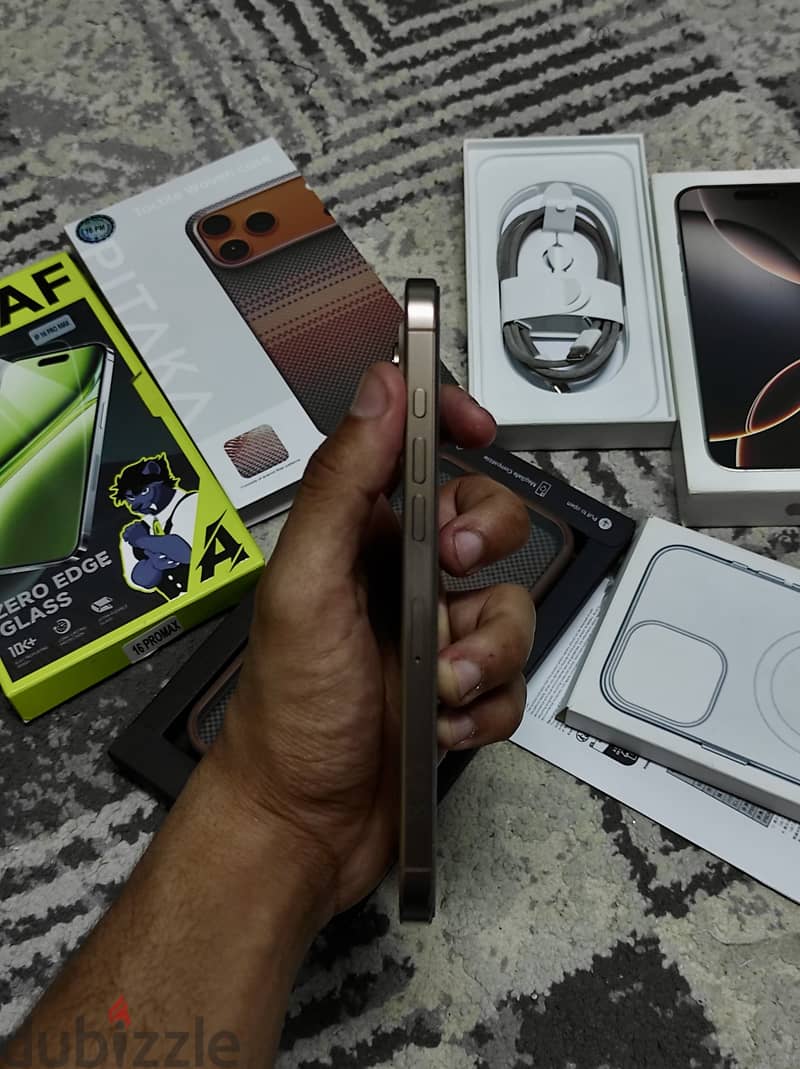 Apple - iPhone 16 Pro Max 5