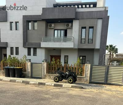 Villa for sale in Wesal Compound