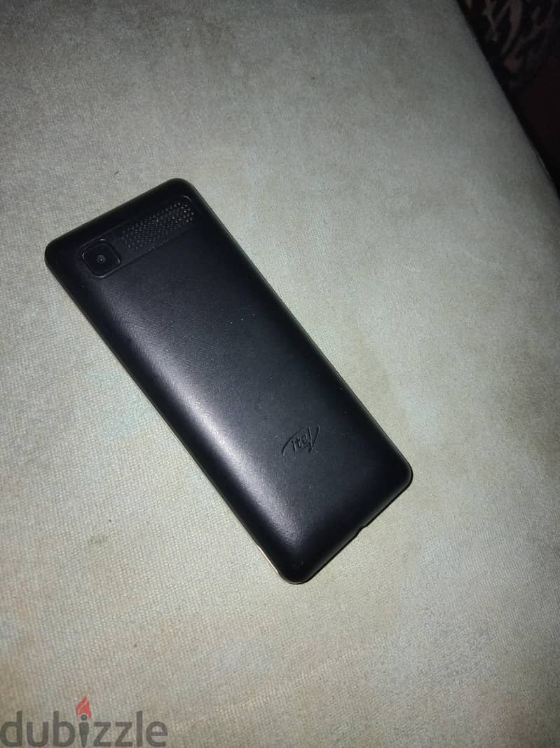 Itel A04 1