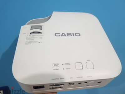 برجوكتور سانيو  projector sanyo xj-v2