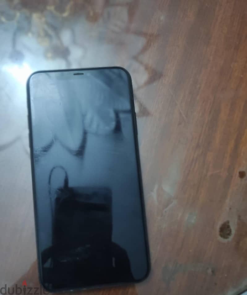 Apple - iPhone 11 Pro Max 1