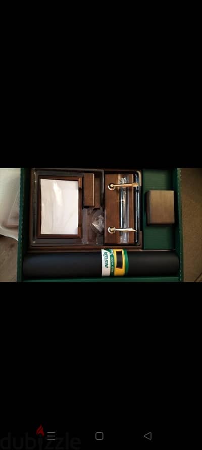 Wood desk set