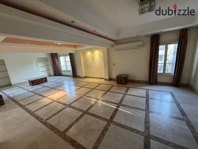 Apartment for rent in Sarayat Al-Maadi with 3 air-conditioned rooms and a kitchen