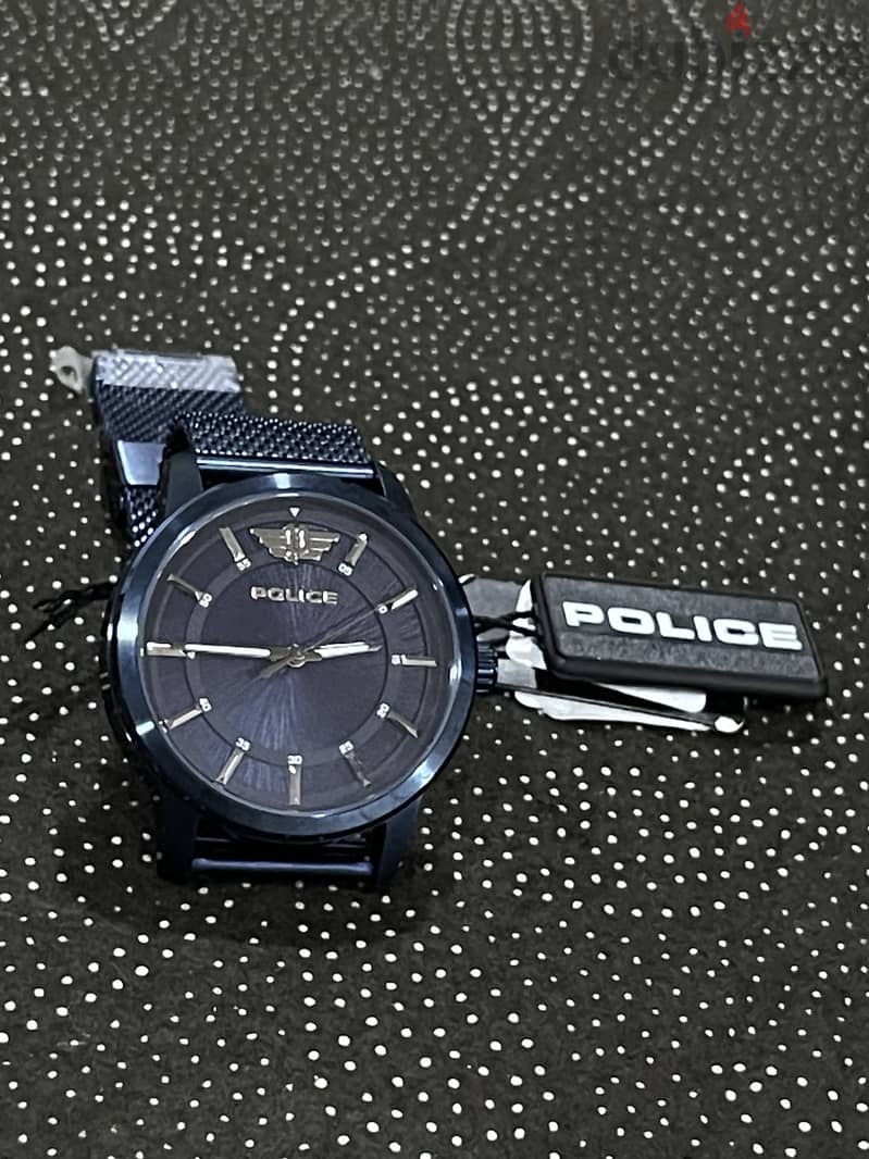 police watch 6