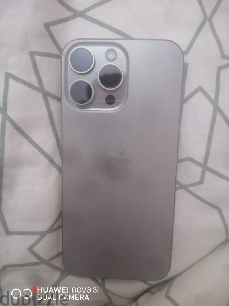 Apple - iPhone 16 Pro Max 1