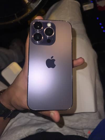 Iphone 14 pro used / 34,000