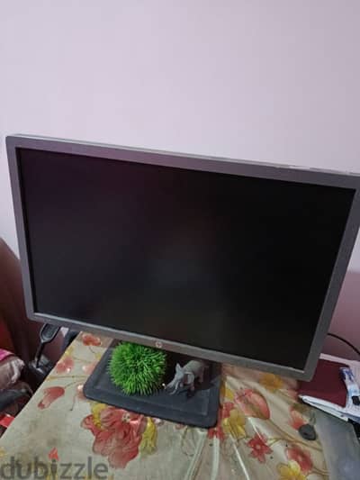 شاشه hp بدقه 1080 للبيع