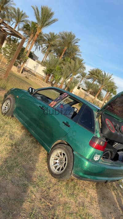 سيات إبيزا 1999