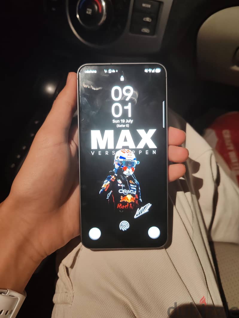 Samsung A56 1