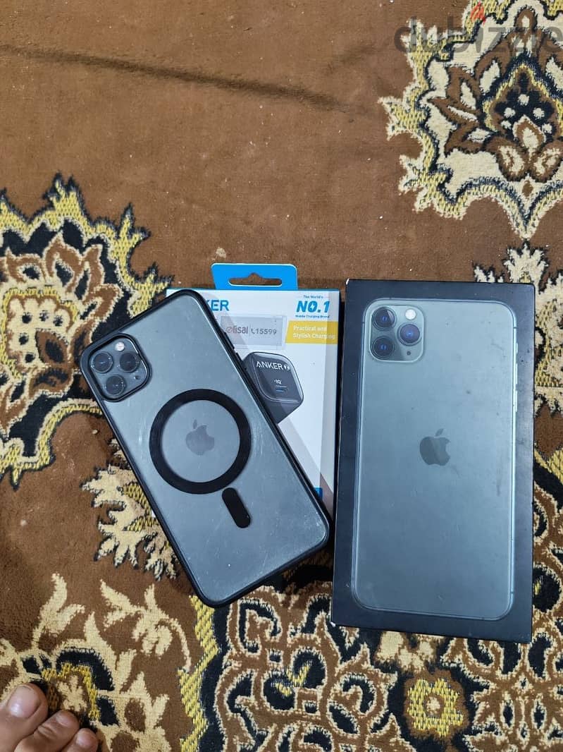 Apple - iPhone 11 Pro Max 1