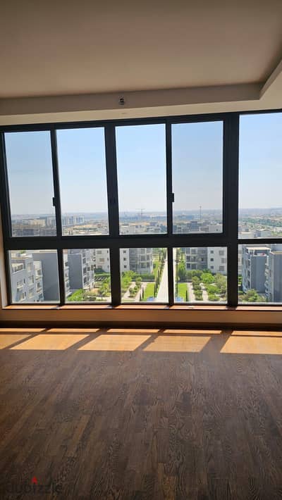 Wonderful Apartment with panoramic view first use for rent