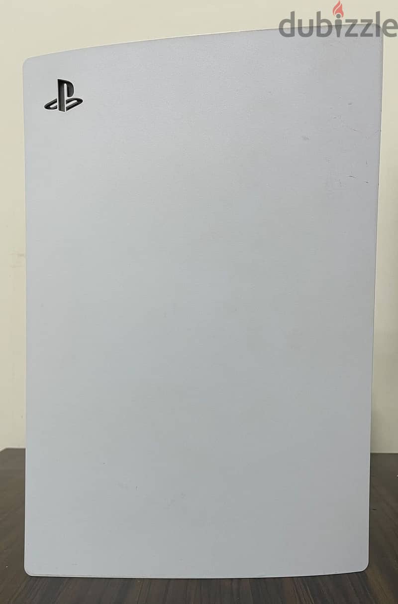 PlayStation 5 fat digital 3