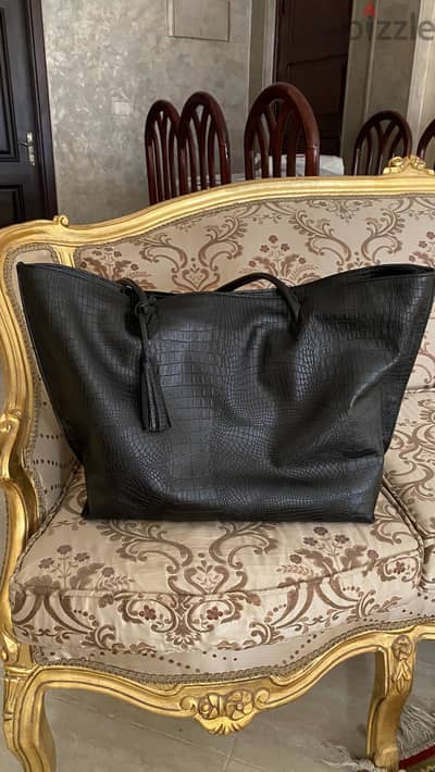 Shoulder bag