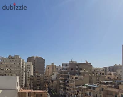 Large apartment for sale 270m in Zizinya at the price of a small apartment