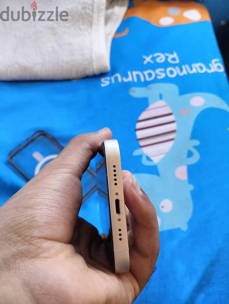 Apple - iPhone 13 2