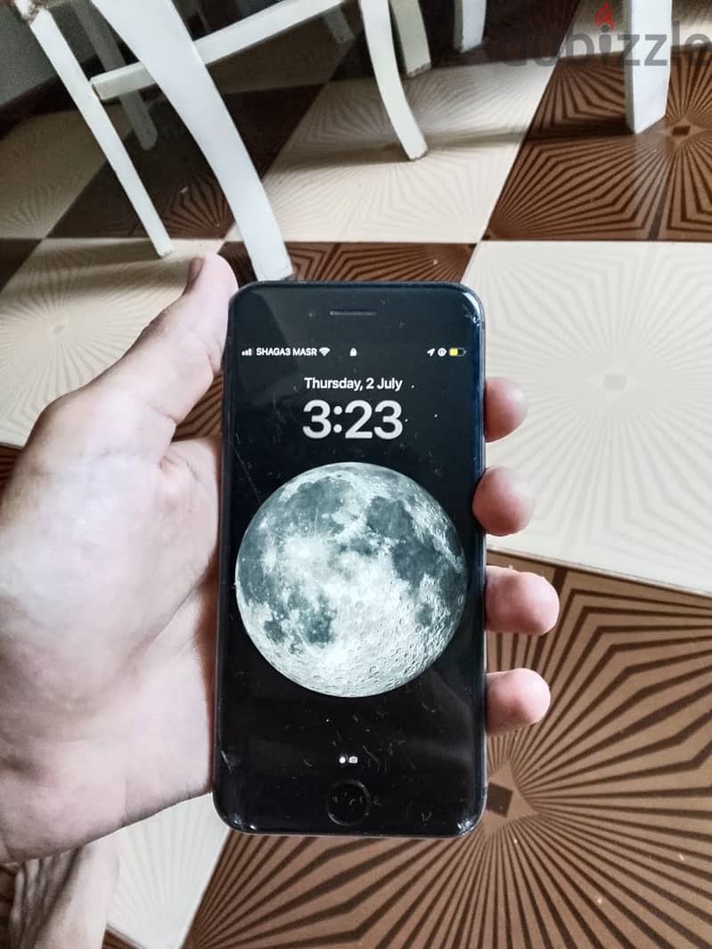 آبل - آيفون 8 3