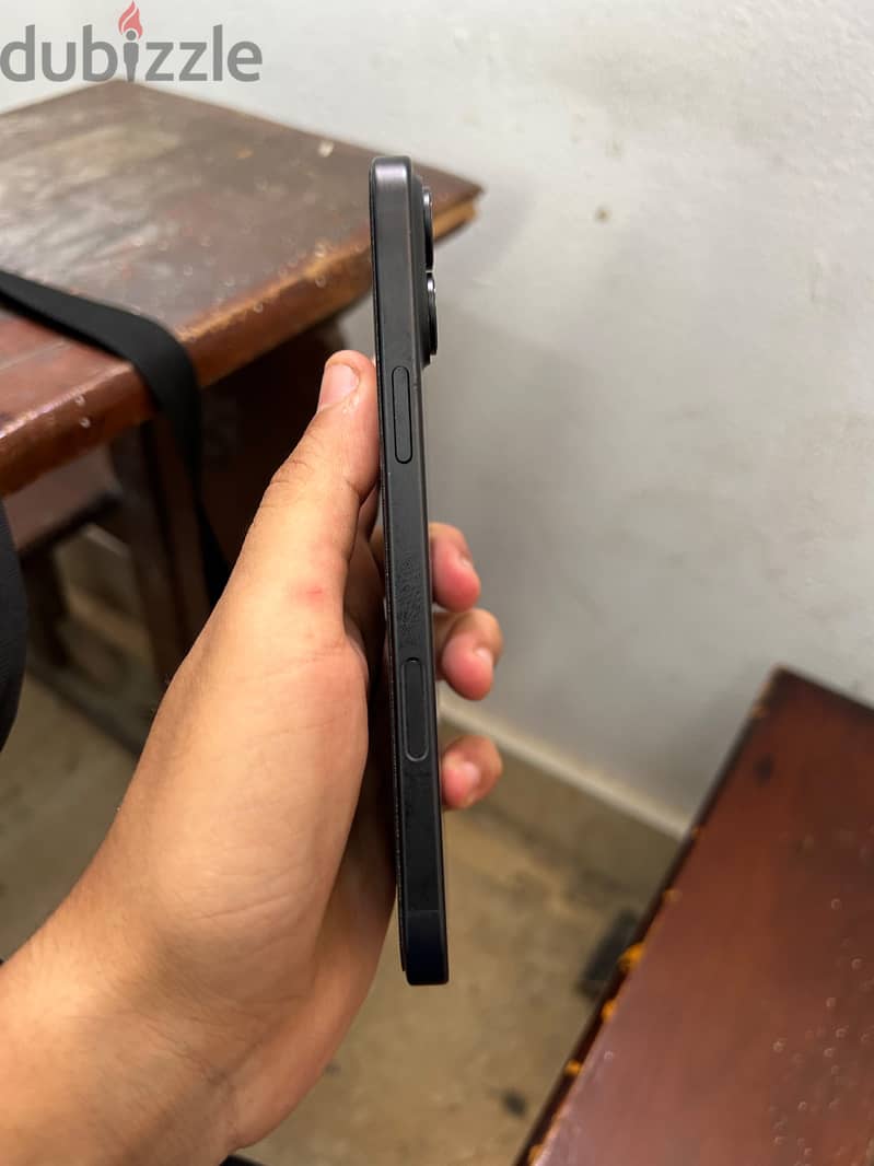 Apple - iPhone 16 Plus 2