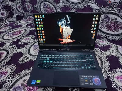 لاب توب msi cyporg 15 a 13 V