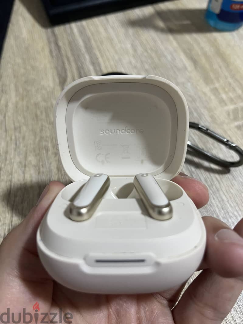 Soundcore p40i 4