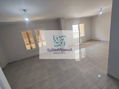 #شقه_للايجار  #زهراء_المعادى بالقرب من #فودافون  و #خيرزمان بالقرب من المدارس والخدمات  180 متر