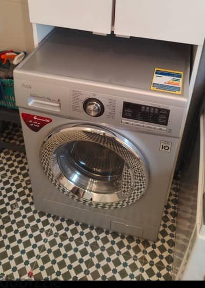 غسالة LG 7kg/4kg  with dryer مجفف F1296VDT4