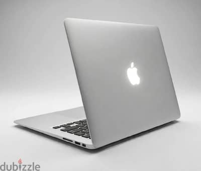 MacBook Air core i5- 256/8  حاله ممتازه وبطاريه 95٪  ماك بوك اير