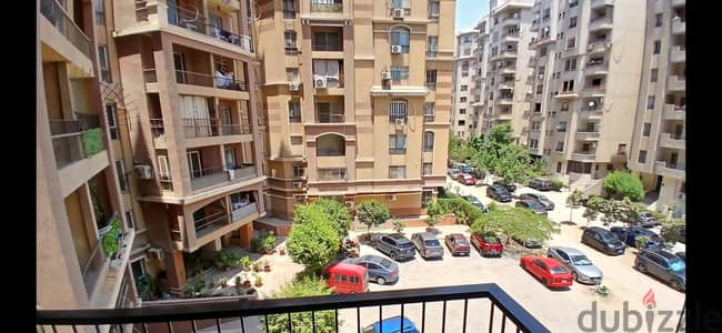 شقه للبيع في المعادي جاردنز