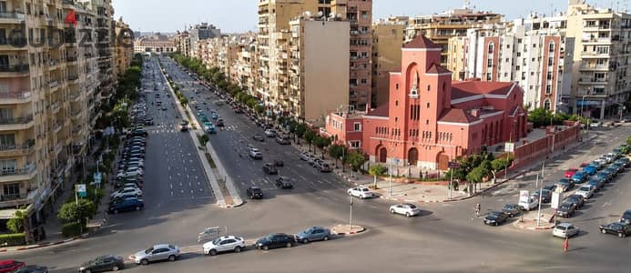 In a prime location on Al-Nahda Street, Saint Fatima Square, in front of Bazooka, next to Al-Baraka Bank, steps to Al-Hijaz Square, behind Heliopolis Metro, 150m apartment, facing, garden view, Super Lux.