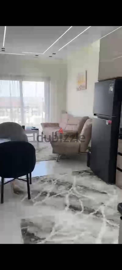 شقه غرفتين وصاله في قريه الجولف هايتس احسن قريه في نبق