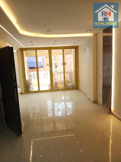 Apartment for sale, 165 sq m, with garage, located on Ahmed Gabr Street and Mansheyet El Tahrir, near Hati Ahmed Nada, El Naam, Ain Shams.