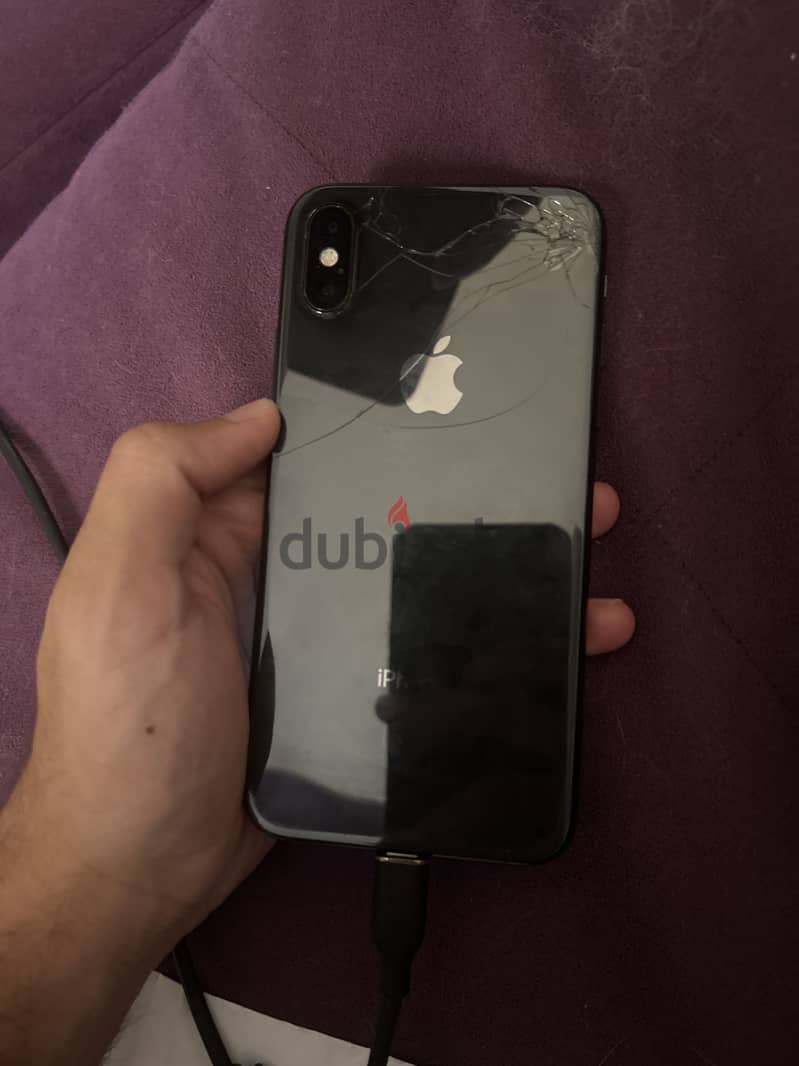Apple - iPhone XS 1