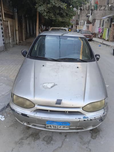 فيات سيينا 2004