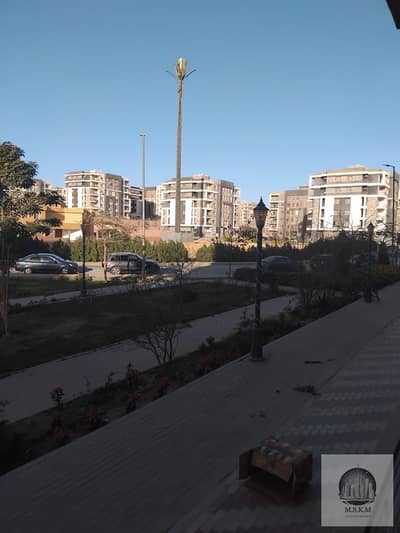 Apartment for sale in Dar Misr Al Andalus, Fifth Settlement, 130 square meters, ground floor, 3 bedrooms + reception - 1 bathroom, super deluxe finish