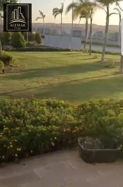 ارضي بحديقة للايجار المفروش في بريفادو مدينتي اول سكن فرش فندقي فيو مفتوح