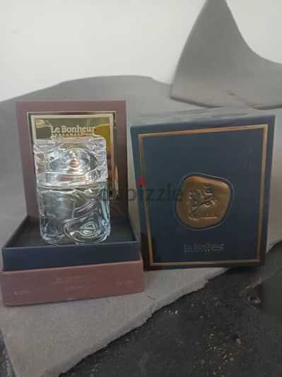 عبوات فارغه