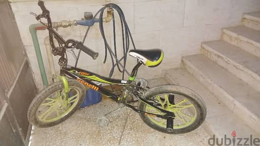 عجلة Bmx Benelli للبيع مستعمله حاله ممتازة مطلوب 3500