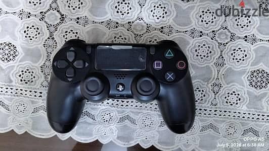 دراع PS4 أصلي بحالة ممتازة