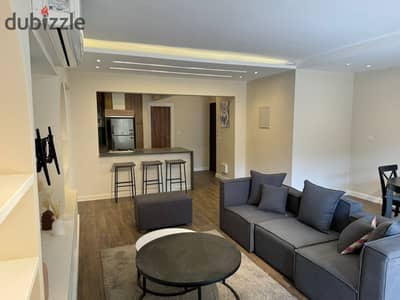 شقة مفروشة بالكامل مع حديقة خاصة في القاهرة الجديدة، تضم  bedrooms 3 and 2 bathrooms