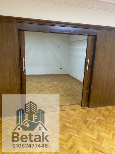 Apartment for sale 140m internal views Plaza Street Tutankhamun Smouha