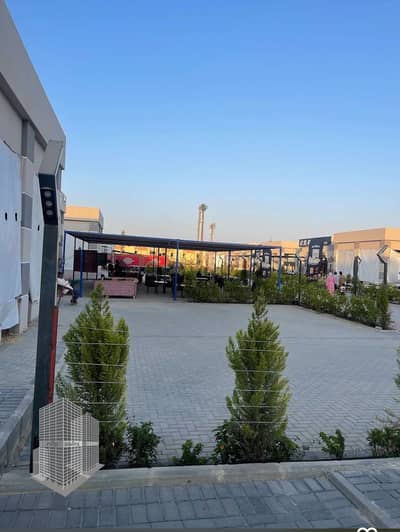 Kiosk for rent in the heart of Sheikh Zayed at an excellent price.