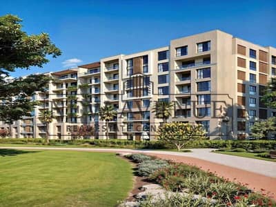 شقه في الجولدن سكوير متشطبه بمقدم 5%  آخر رخصة جولف في سيتي جيت - city gate  التجمع الخامس