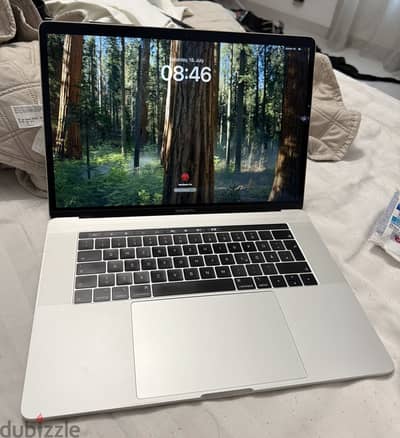 MacBook Pro 2018 15 Inch 1TB 16GB