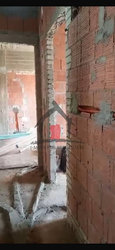 شقة للبيع نصف تشطيب بسعر مميز