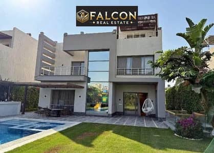 Last villa available, 230 sq m (fully finished - 4 bedrooms) - Private Garden, at a very special price in Telal East Compound, minutes from Hyde Park
