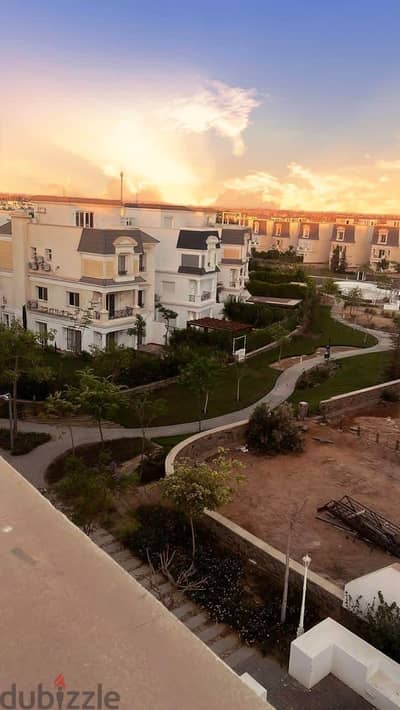 OWNER DIRECT – PENTHOUSE FOR SALE Mountain View Chillout Park