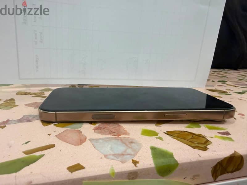 Apple - iPhone 16 Pro Max 4