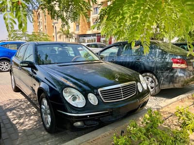 Mercedes-Benz E350 2005