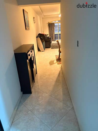Furnished apartment for rent 165m in Grand City Maadi, first occupancy, 3 bedrooms and 3 bathrooms, third floor, fully air-conditioned