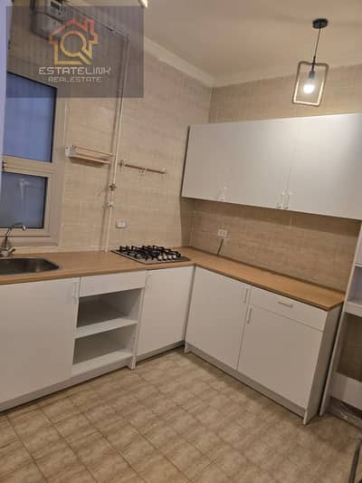 Empty apartment for rent in Zizinia Compound